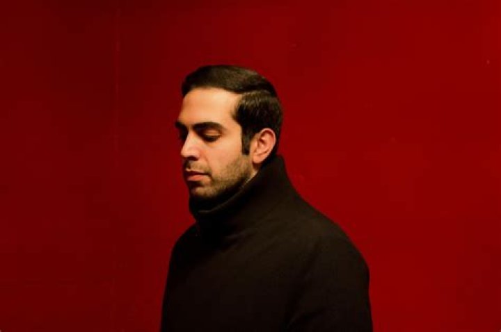 Bahram Nouraei February 2016 Rap genius, Twitter header aesthetic, Rap