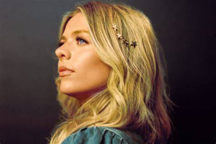BAILEY ZIMMERMAN JOINS WMG