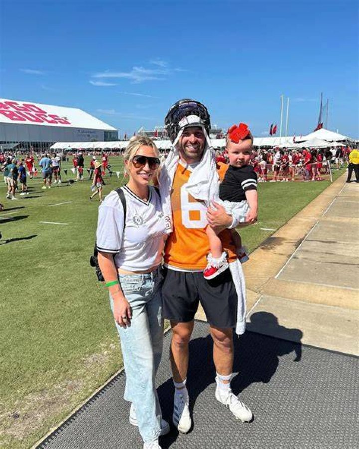 Baker Mayfield, wife Emily have separate problems with Browns fans