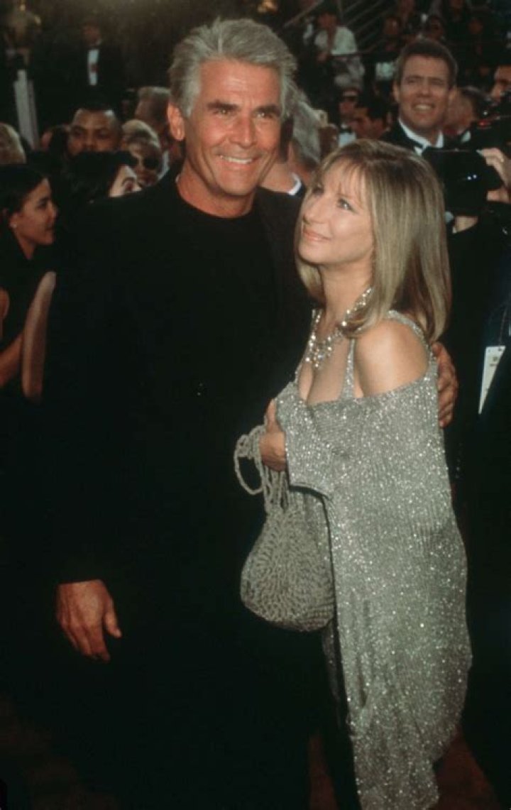 Barbra Streisand and James Brolin wedding, 1998. Celebrity weddings