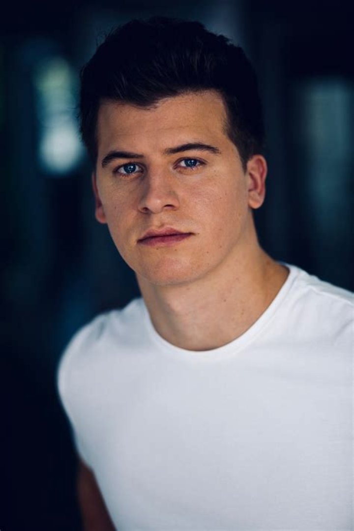 Barrett Carnahan Doblaje Wiki Fandom
