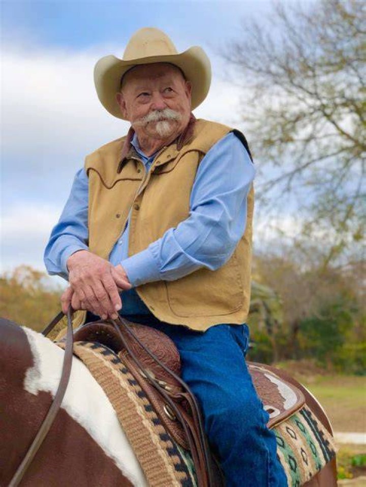 Barry Corbin 233KB copy