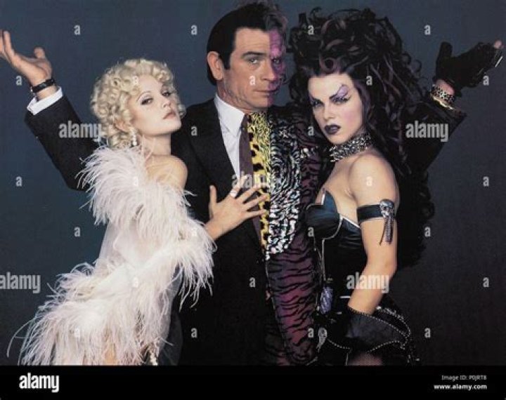 Batman Forever (1995) Drew Barrymore "Sugar", Debi Mazar "Spice" 10x8