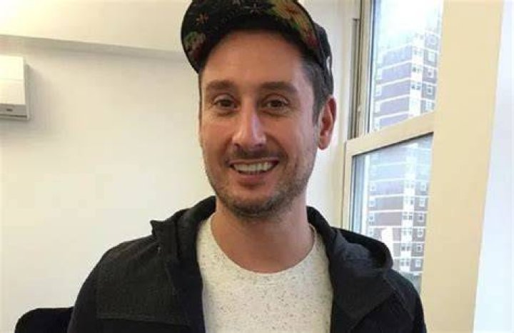 BBC Simon Carlyle Wiki Age Parents And Wife Details