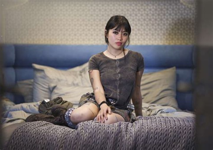 Beabadoobee on Opening for Taylor Swift, Filipino Representation and