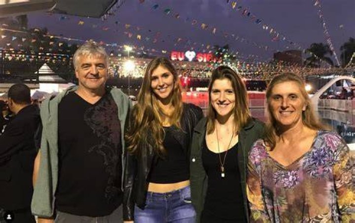 Beatriz Haddad Maia Parents La&iacute;s Haddad, Ayrton Elias Maia Filho