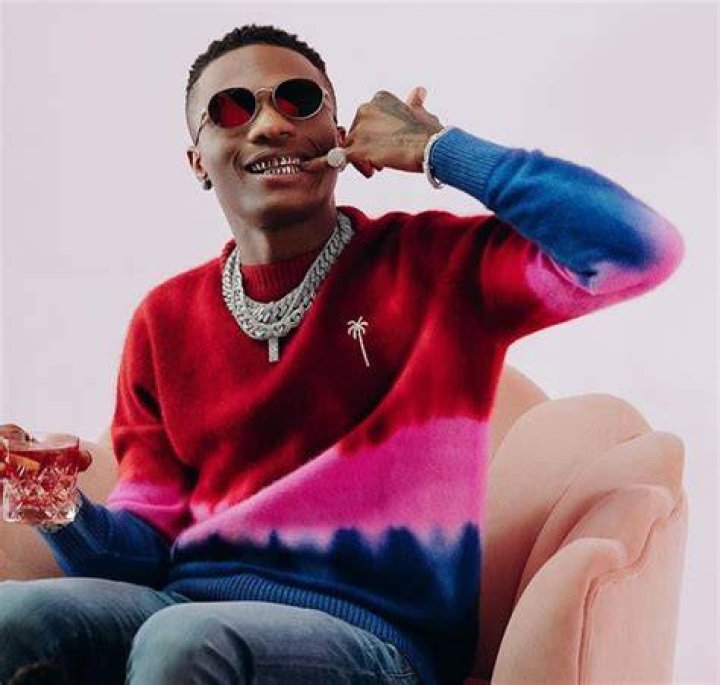 Beautiful Photos Of Wizkid's Childhood Girlfriend Who is Now Happily