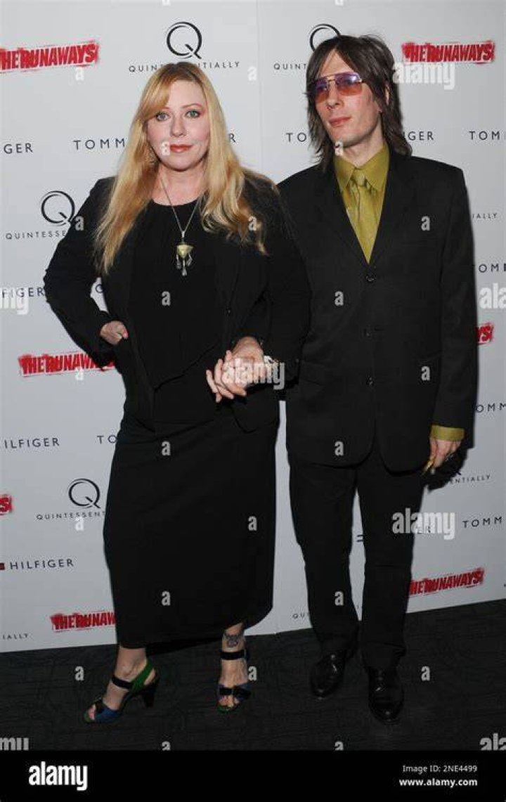 Bebe Buell and Husband Jim Wallerstein Married Since 2002, Jim is Liv