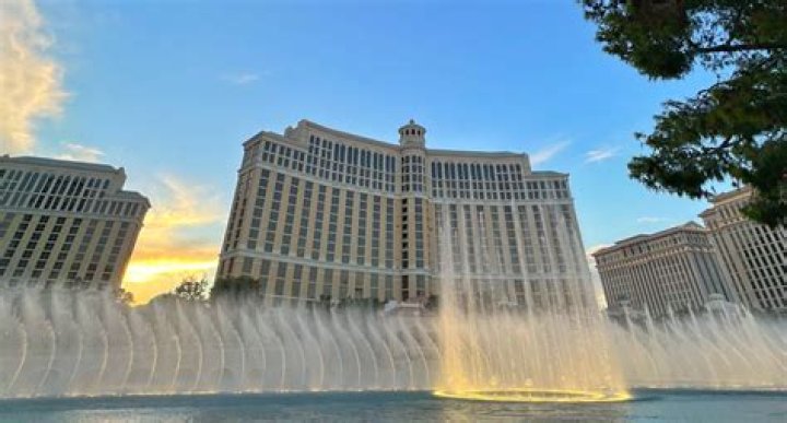 Bellagio Las Vegas on Twitter Las vegas hotels, Bellagio las vegas