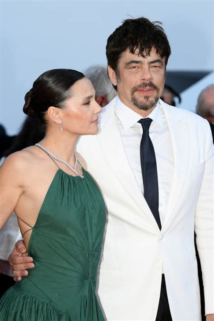 Benicio Del Toro 2024 Girlfriend, net worth, tattoos, smoking & body