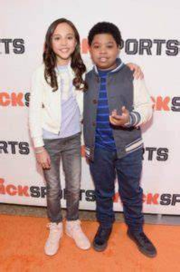 Benjamin Flores Jr. Height Weight Body Statistics Healthy Celeb