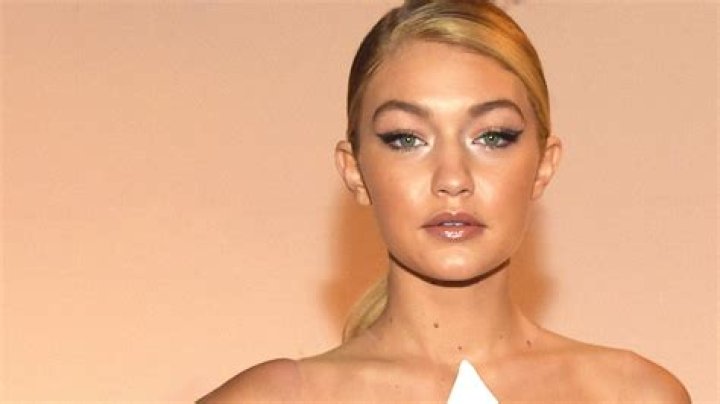 Bet You Don&rsquo;t Know Gigi and Bella Hadid Have Stylish Sisters &mdash; and They