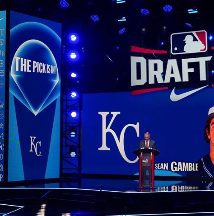Better know a draft prospect Elijah Green Royals Review