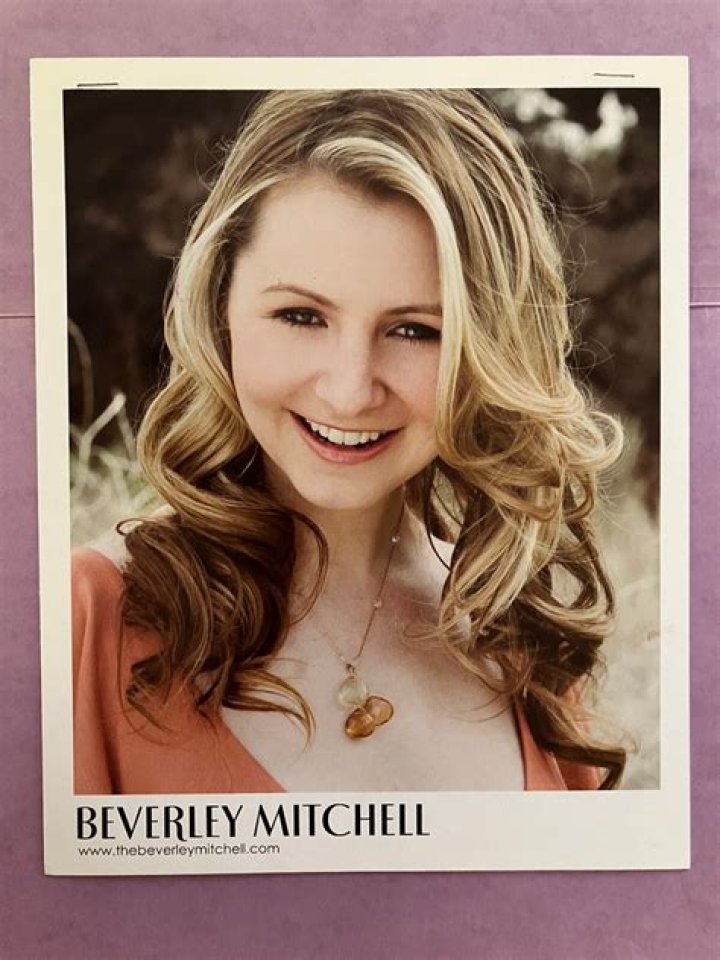 Beverley Beverley Mitchell Photo (7905271) Fanpop