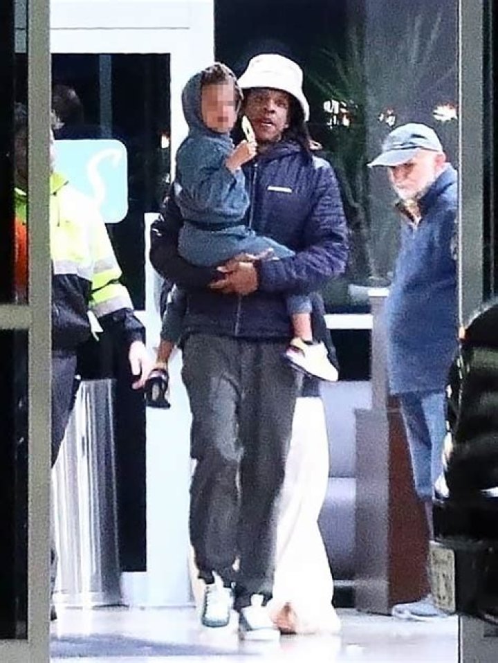 Beyoncé, JayZ and his son. Beyonce, Beyonce and jay z, Jay z