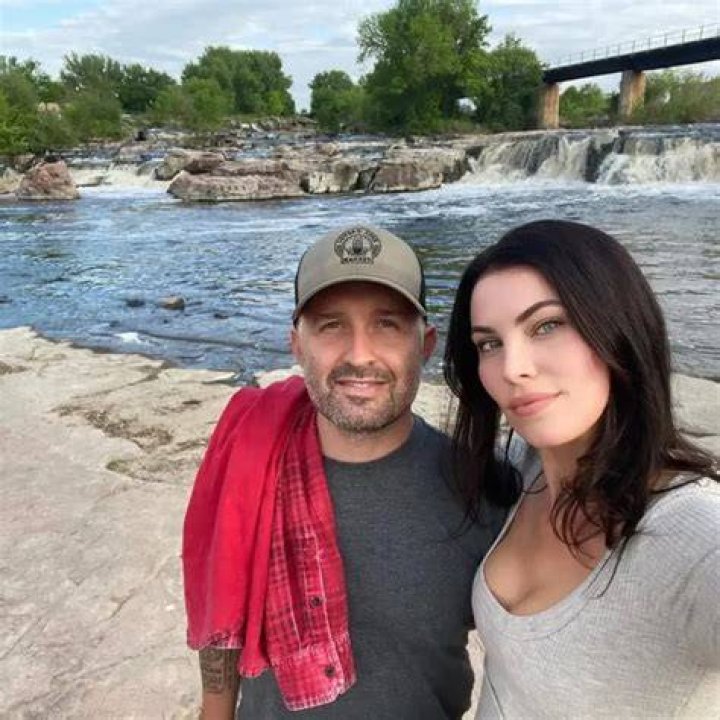 Bio, Married Life, Wife, Net Worth, And Age