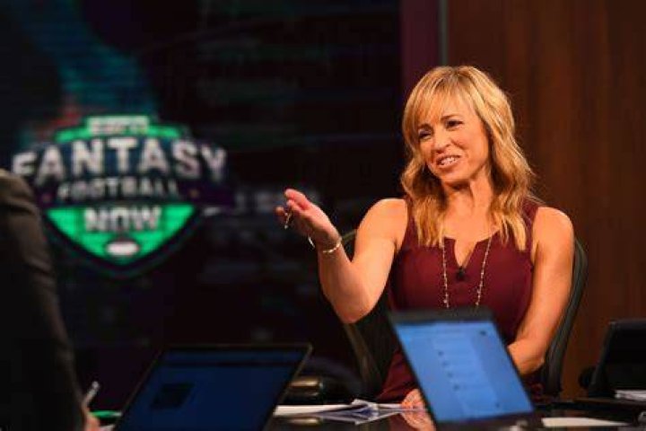 Bio of ESPN Analyst Stephania Bell Education, Husband, And Net Worth