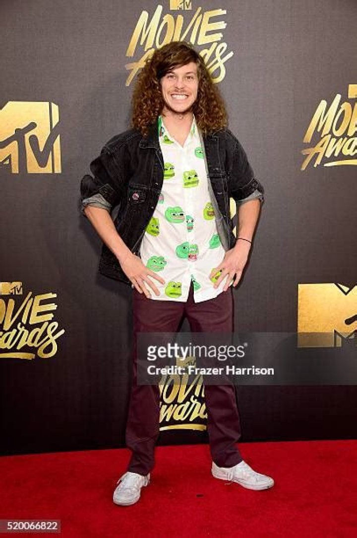 Blake Anderson Picture 44 2016 MTV Movie Awards Arrivals
