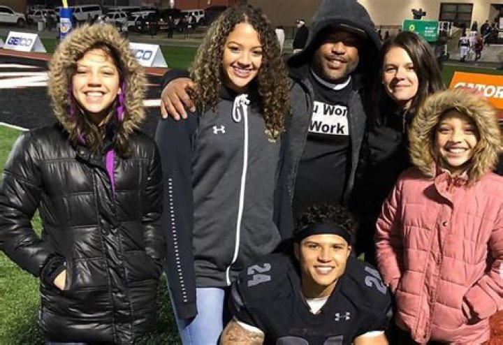 Blake Corum Parents Hometown & Ethnicity Facts On James and Christin Corum