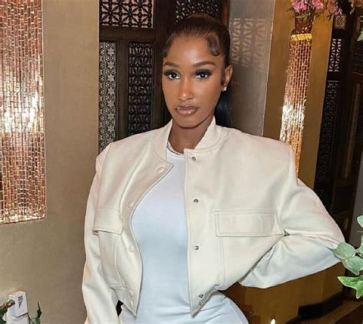 BlogPaper | Bernice Burgos - Bio, Age, Net Worth, Height, Married, Nationality, Career