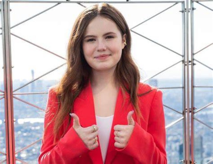 BlogPaper | Darby Camp - Bio, Age, Net Worth, Single, Nationality, Body Measurement, Career