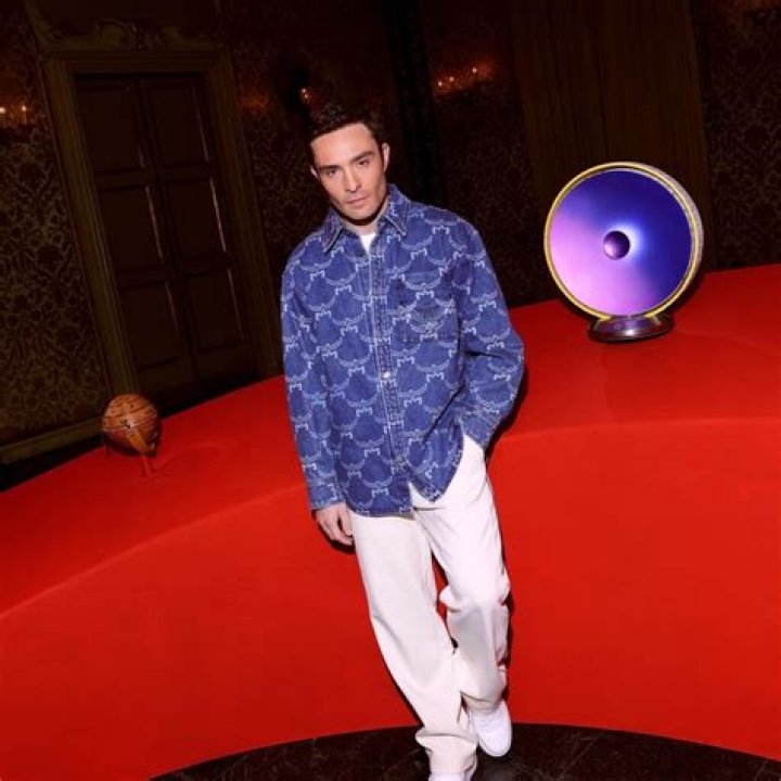 BlogPaper | Ed Westwick - Bio, Age, Height, Single, Nationality, Body Measurement