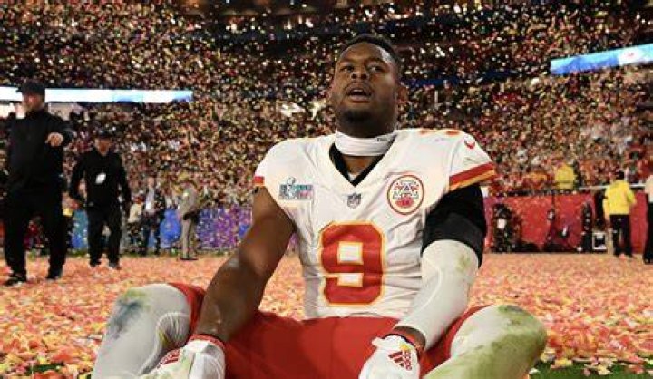 BlogPaper | JuJu Smith-Schuster - Age, Family, Bio