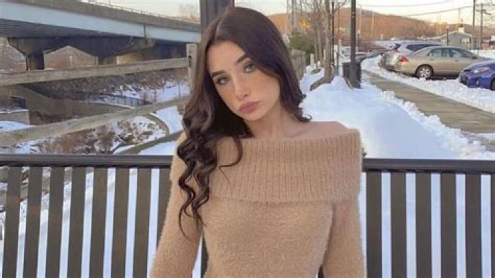BlogPaper | Mackz Jones - Age, Family, Bio