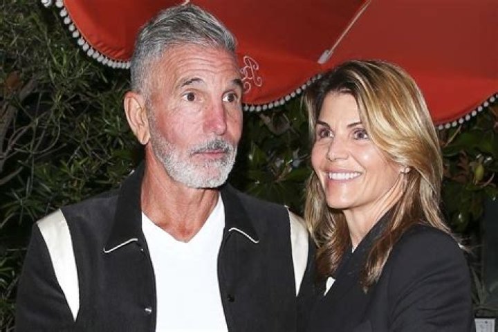 BlogPaper | Mossimo Giannulli - Bio, Age, Net Worth, Height, Married, Nationality, Body Measurement, Career