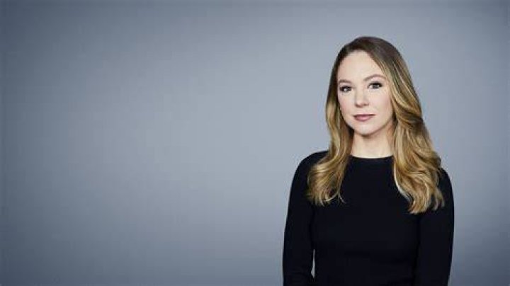 BlogPaper | Natasha Bertrand - Bio, Age, Net Worth, Height, In Relation, Wiki, Scandal