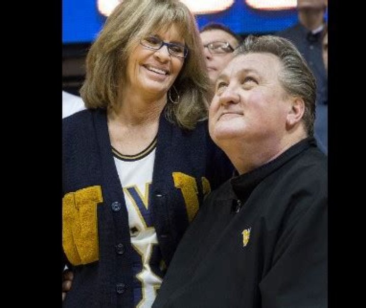 Bob Huggins Brothers, Parents, Ethnicity, Wiki, Biography, Age, Wife, Career, Net Worth & More 1 Bob Huggins Wife