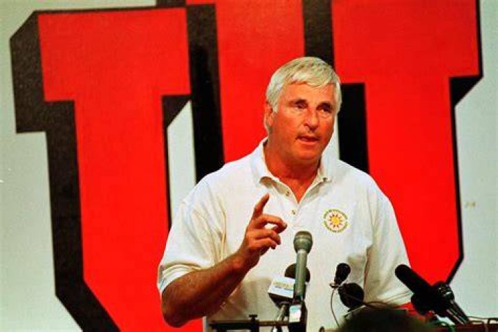 Bob Knight cause of death Legendary basketball coach dies at 83