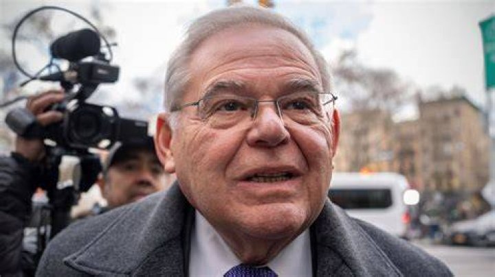 Bob Menendez visits Presidential Palace