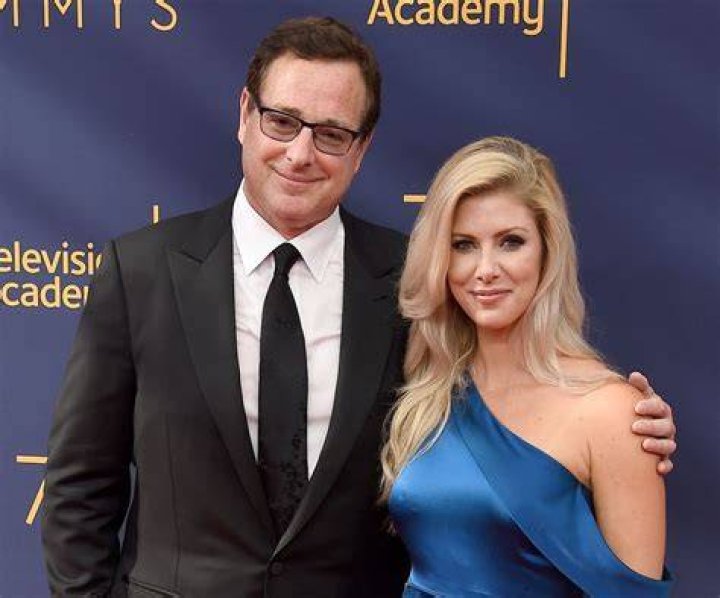 Bob Saget Marries Kelly Rizzo See Their Stunning Wedding Photos E