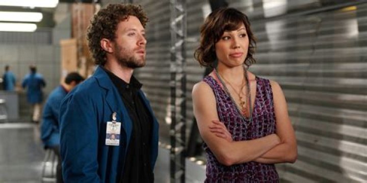Bones Angela and Hodgins angelaandhodgins bones Bones tv show
