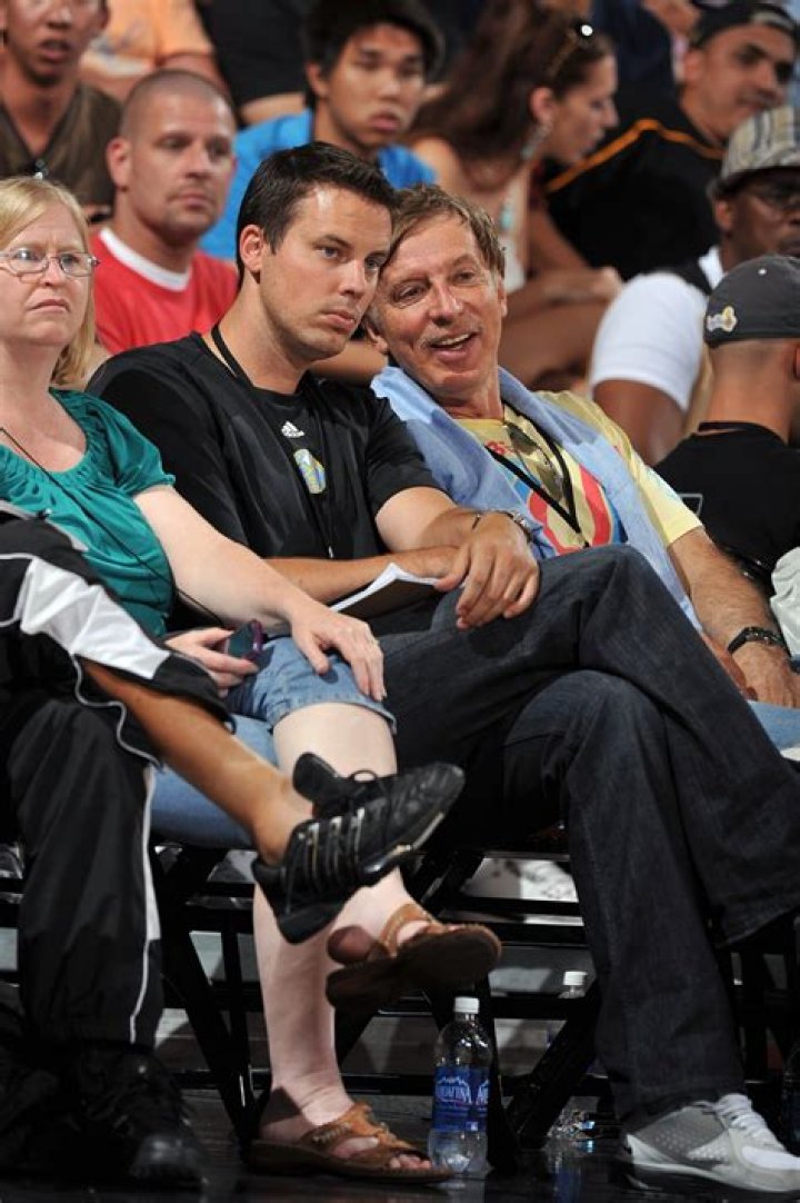 Born into great wealth, Josh Kroenke runs Nuggets like 'one of the guys