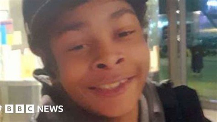 Boy, 14, Fatally Stabs Schoolmate in Bronx, Police Say The New York Times