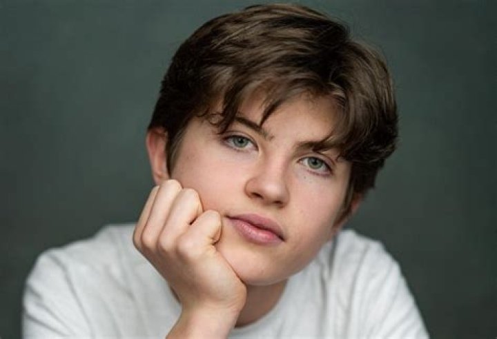 BoyWithUke Height, Weight, Age, Net Worth, Family, Bio, Salary
