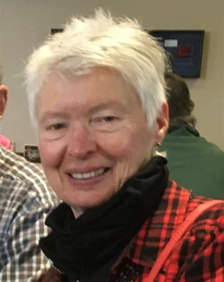 Breaking barriers Peggy Simons, a role model for women in engineering