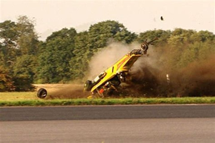 BREAKING Richard Hammond airlifted to hospital after horrific crash