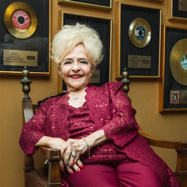 Brenda Lee's Rockin' Around The Christmas Tree hits No. 1 for the 1st time