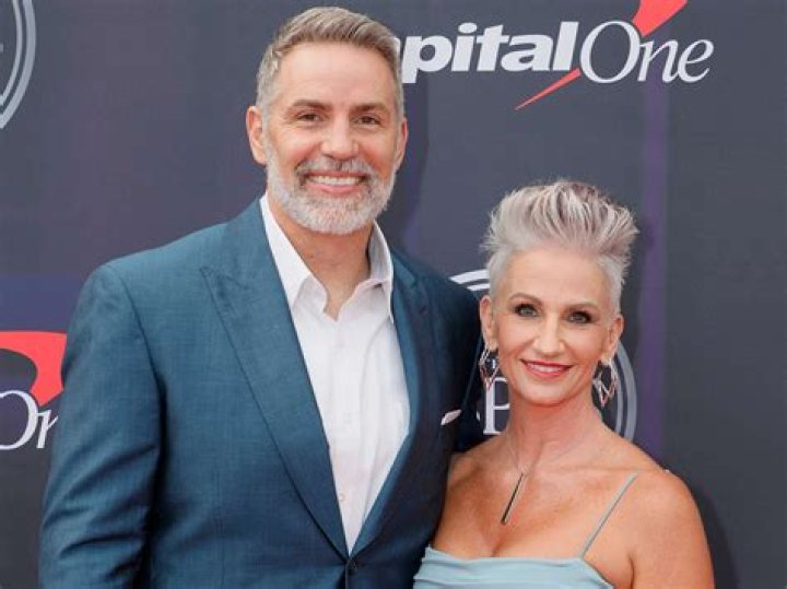 Brenda Warner Kurt Warner's Wife + Her Tragic Military Past