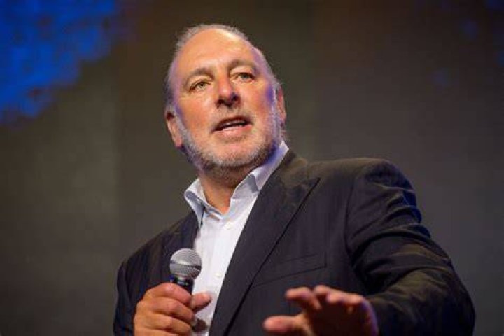 Brian Houston Net Worth 2022 Hillsong Pastor Is A Multimillionaire