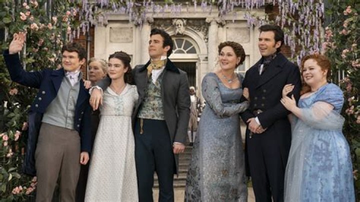 Bridgerton, foto le pi&ugrave; belle acconciature capelli delle serie Netflix