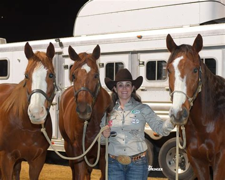 Brittany Pozzi Tonozzi Wins San Antonio Stock Show Rodeo Barrel Horse