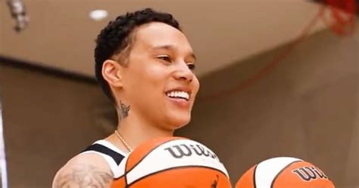 Brittney Griner Returns to Practice for Phoenix Mercury With New Short