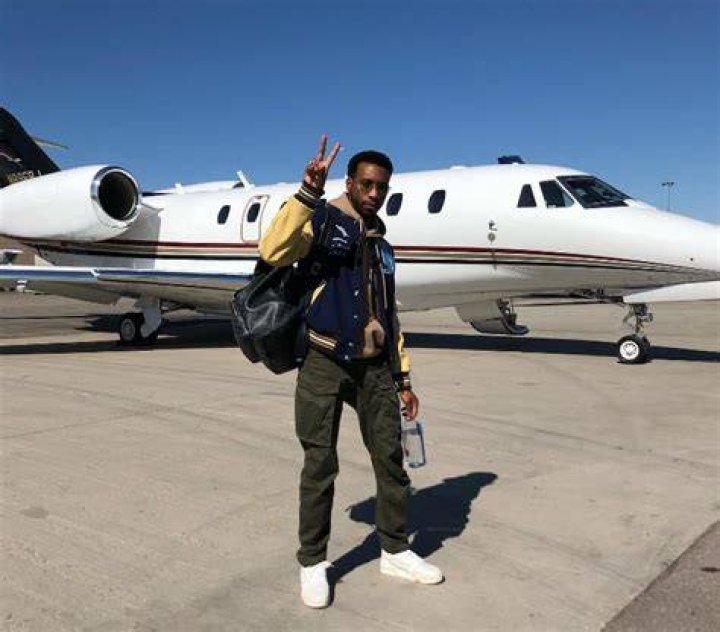 Broderick Harvey Jr. Net Worth , Age , Height & Wiki