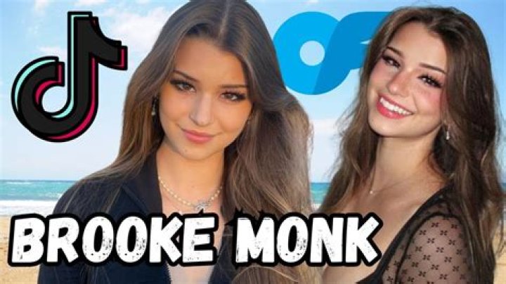 Brooke Monk in Bathing Suit Says "I Love You" &mdash; Celebwell