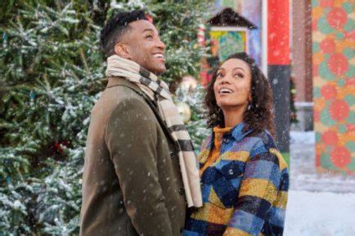 Brooks Darnell and Lyndie Greenwood TV Fanatic