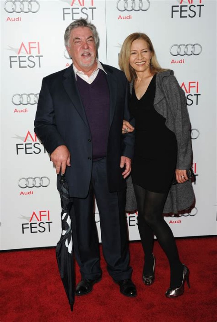 Bruce McGill Biography Net Worth, Wife, Sister, Death, Married
